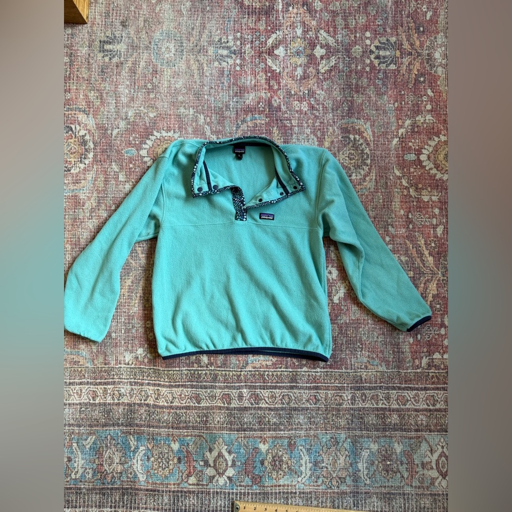 Patagonia kids L14 Teal Fleece Pullover with Navy Trim
